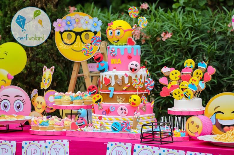 تم تولد شکلک - Emoji